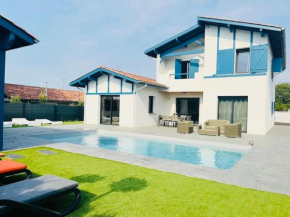 Magnifique villa SEREN avec piscine
